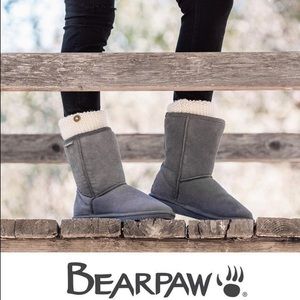 BEARPAW Women’s Emma Short Boots